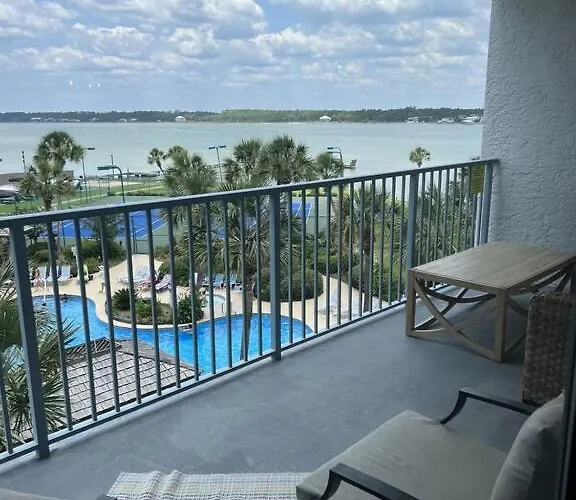 Surf And Racquet Club Unit 406c