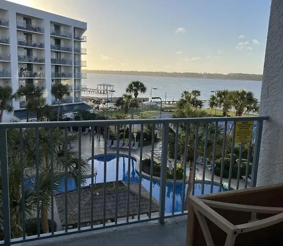 Surf And Racquet Club Unit 406c Aparthotel